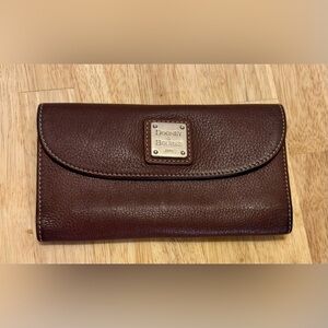 Dooney and Bourke Continental Clutch Wallet Brown Leather